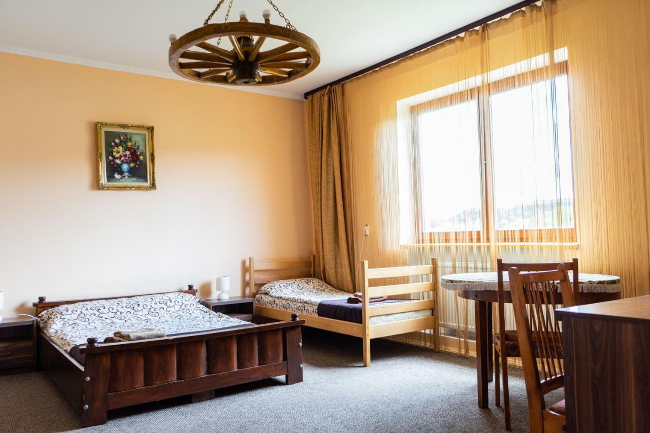 Hostel Villa Roma 리비프 외부 사진