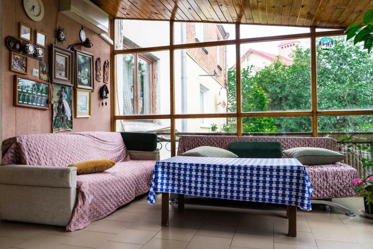 Hostel Villa Roma 리비프 외부 사진