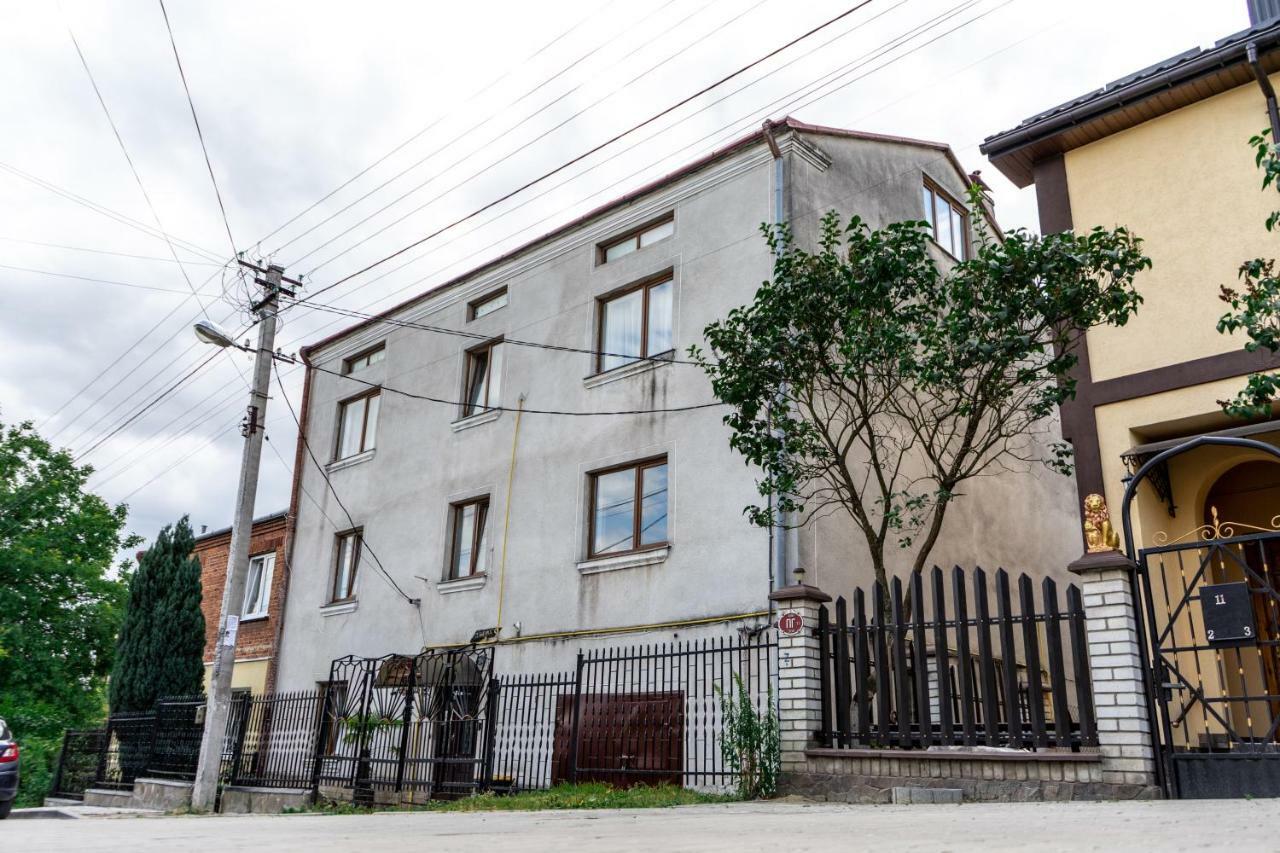 Hostel Villa Roma 리비프 외부 사진
