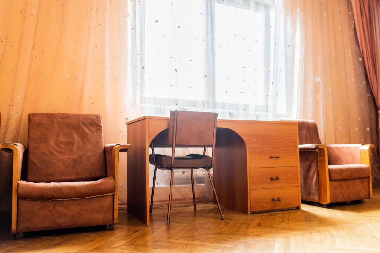 Hostel Villa Roma 리비프 외부 사진