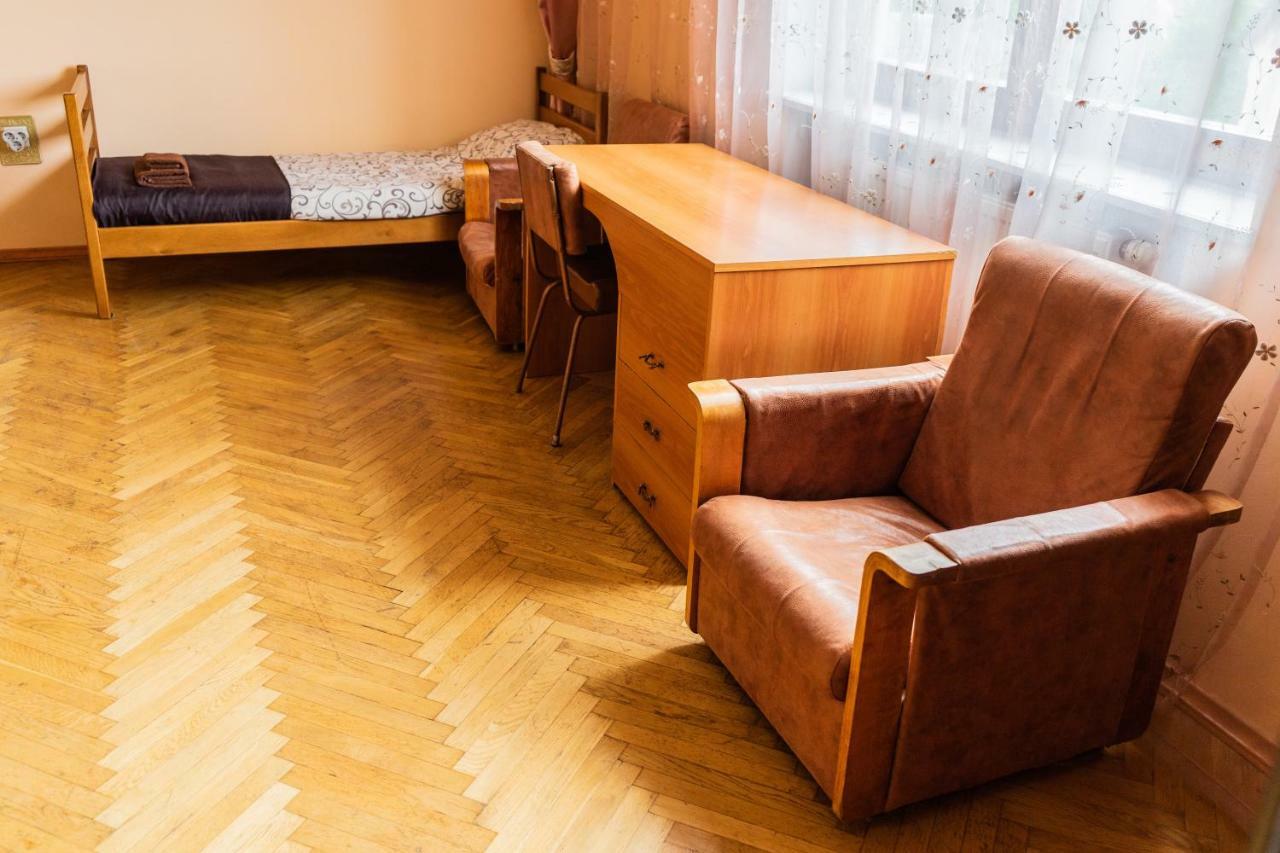 Hostel Villa Roma 리비프 외부 사진